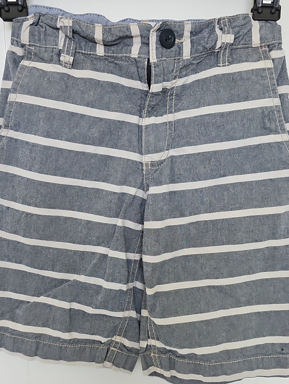 Old Navy Blue & White Striped Shorts Boys Sz 7